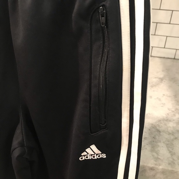 Adidas Youth Joggers Black White Boys Medium Side Pockets Good Condition - Picture 2 of 5